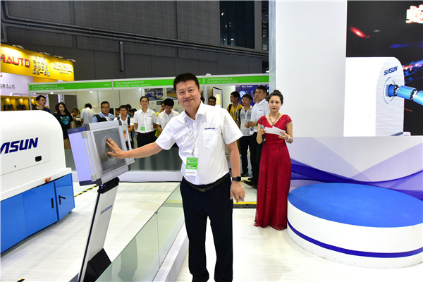1530755187465158.jpg 蛇形发布--启动_看图王.jpg