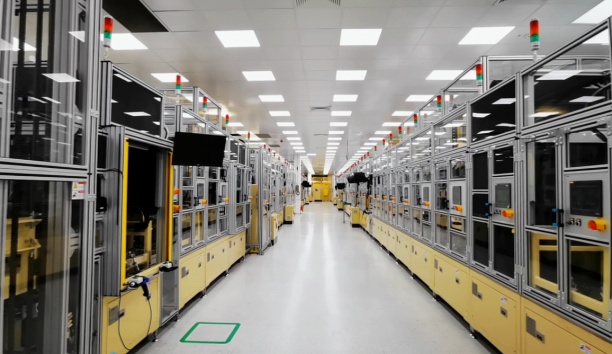 中国新闻网&mdash;&mdash;欧洲新能源车载充电器大型生产线项目完成终验收 kaiyun开云官方网站再创&ldquo;中国速度&rdquo;
